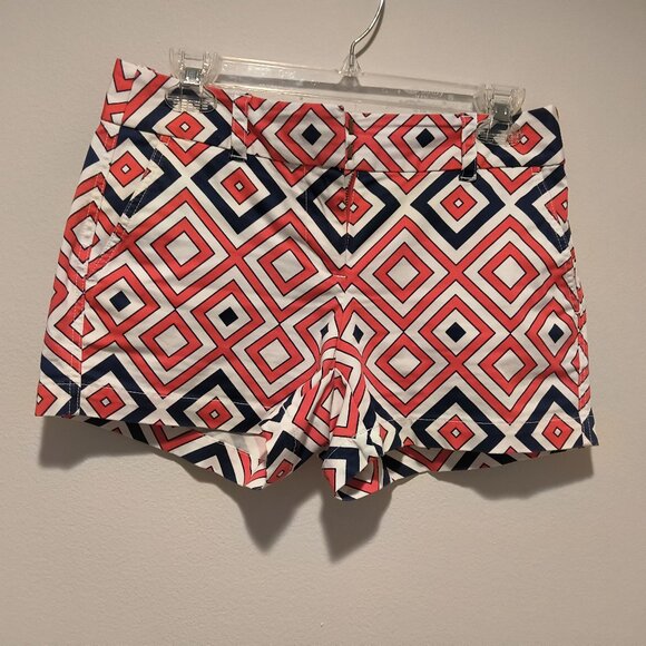 Vineyard Vines Pants - Vineyard Vines  Women's Diamond Print Shorts  Size 2